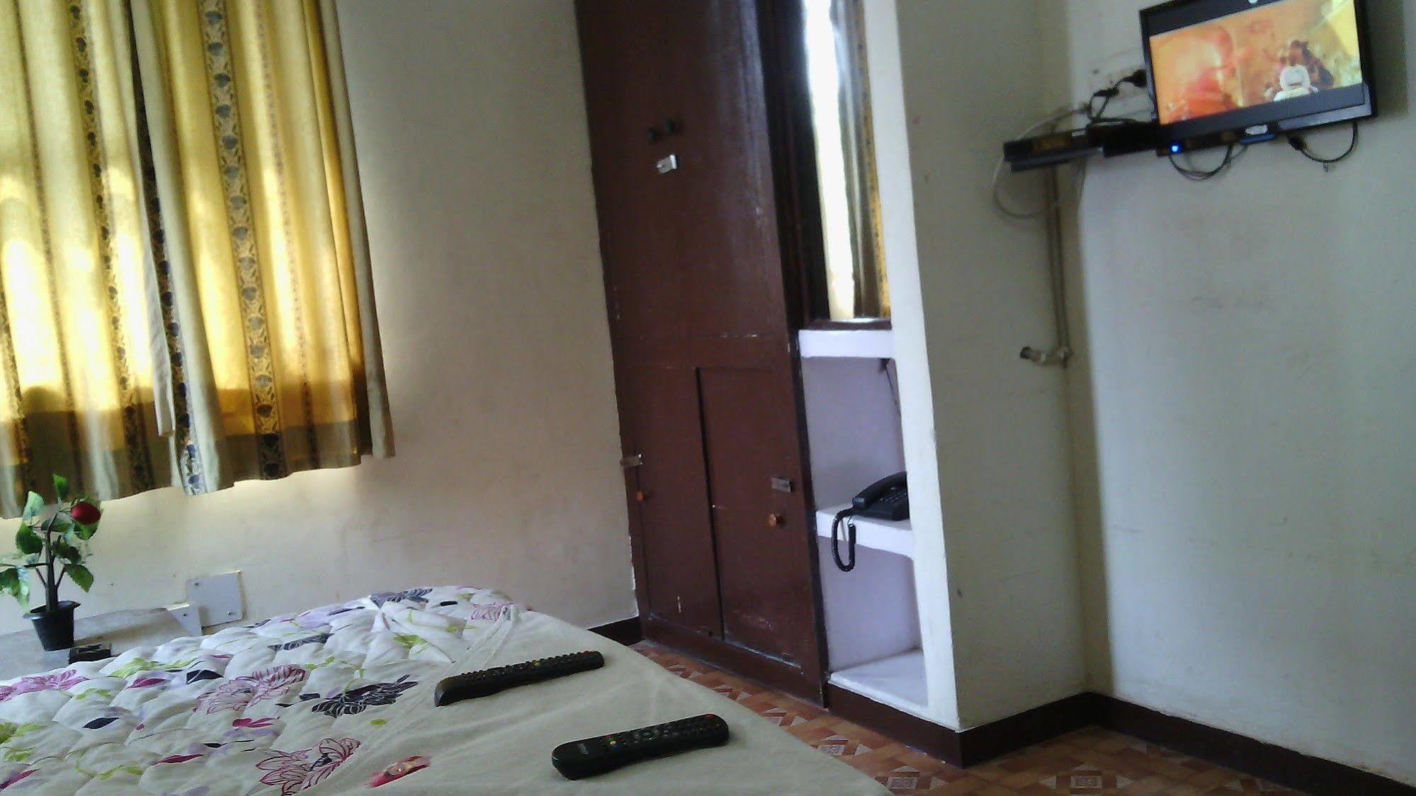 Grace Hotel *